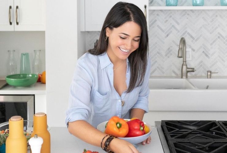 Postpartum Nutrition: Recovering with the Right Foods